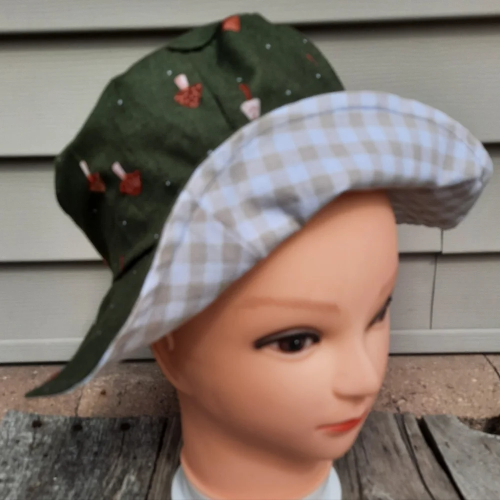 Mushrooms handmade bucket hat L 2 tone